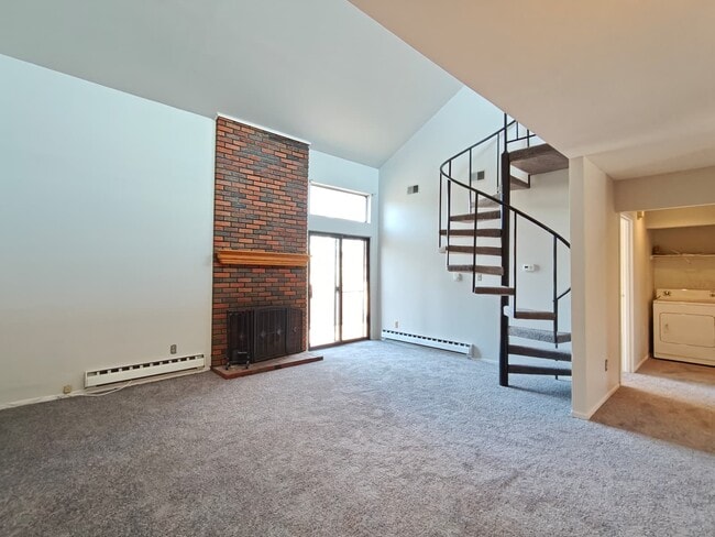 906 Bromley Estate in Pine Hill, NJ - Building Photo - Building Photo