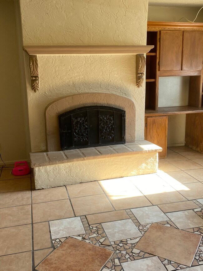 property at 1013 S Morris