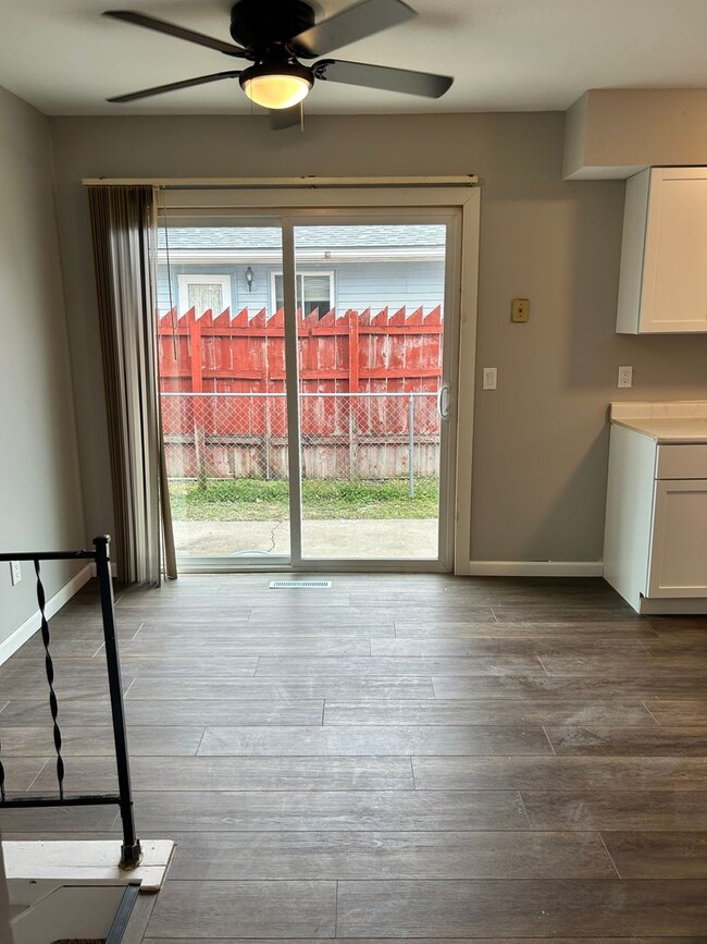 705 W 12th St in Junction City, KS - Building Photo - Building Photo