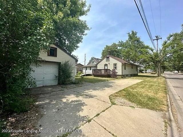 744 Call St in Lansing, MI - Building Photo - Building Photo