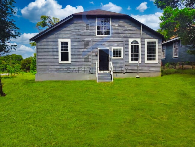 property at 3823 Lake St