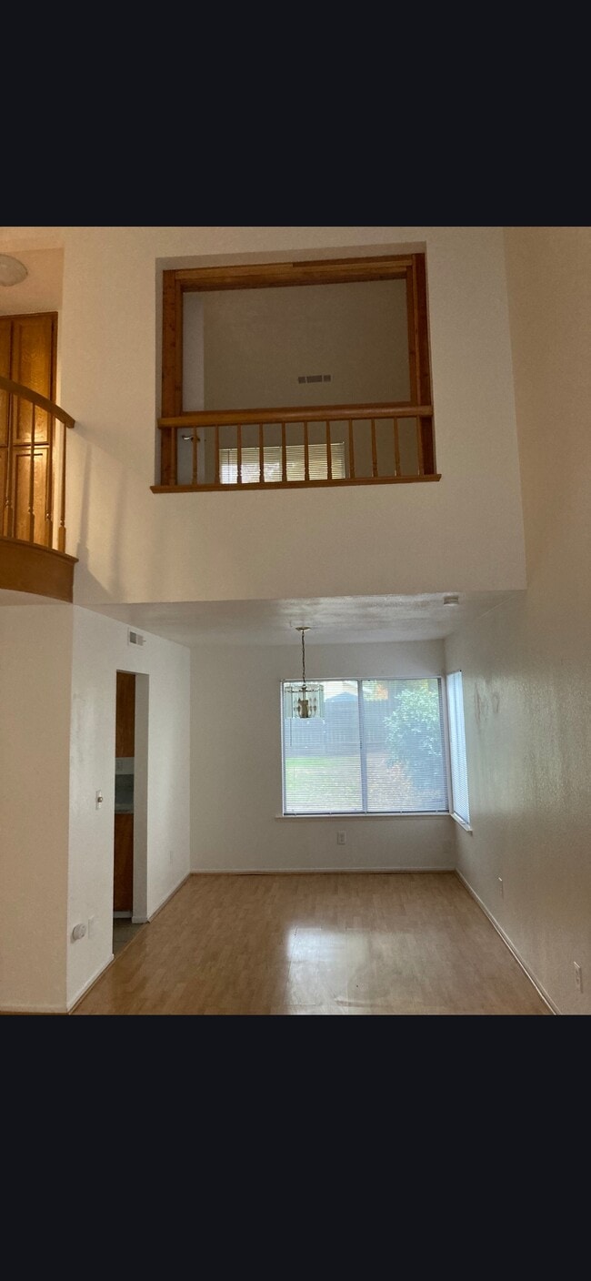 6744 N Warren Ave in Fresno, CA - Building Photo - Building Photo