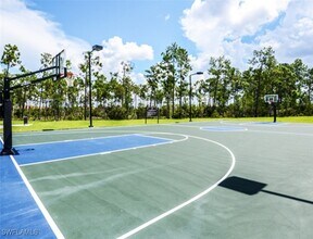 3296 Pacific Dr in Naples, FL - Building Photo - Building Photo