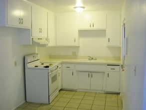 Park Place Apartments in Hemet, CA - Foto de edificio - Other
