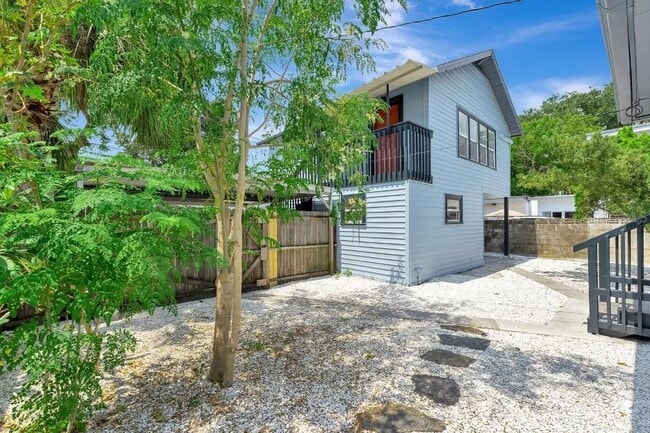 property at 1717 1/2 22nd Ave N