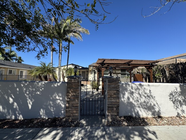 3822 Adams Ave, Unit 3822 Adams Ave UNIT 3824