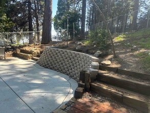 22927 Crest Forest Dr in Crestline, CA - Building Photo - Building Photo