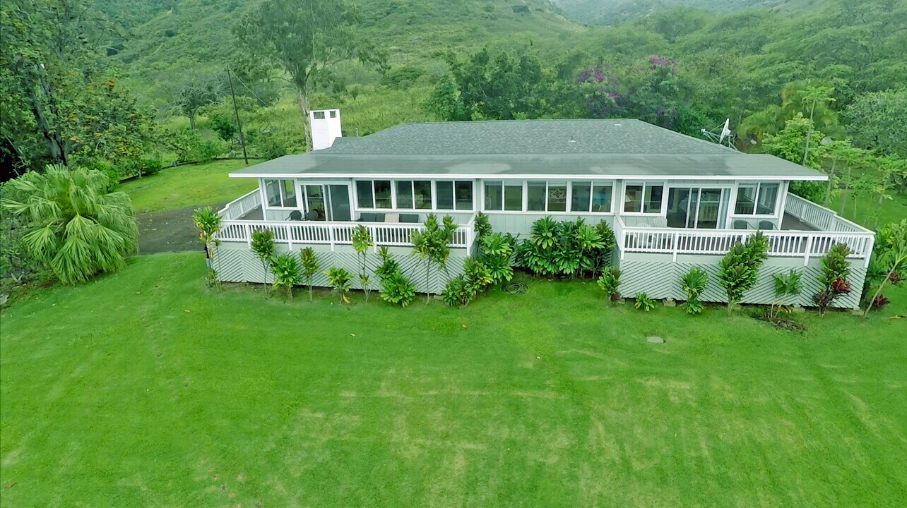 68-434-434 Farrington Hwy in Waialua, HI - Building Photo