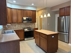 1575 Preddy Creek Rd in Barboursville, VA - Building Photo - Building Photo