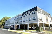 Baypointe at Keyport Apartments in Keyport, NJ - Building Photo - Building Photo