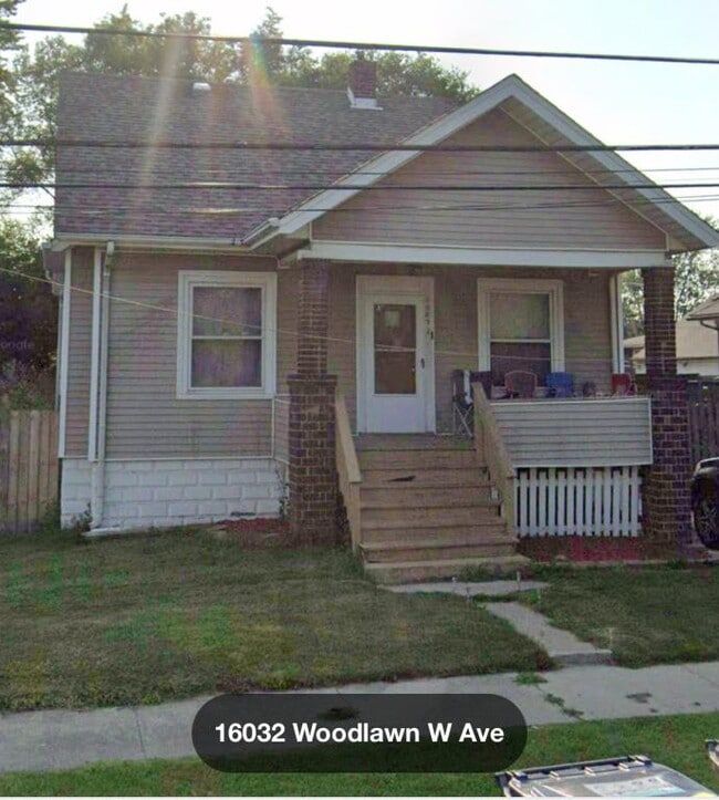 property at 16032 Woodlawn W Ave
