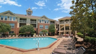 Crescent Arbors Apartment Homes in Cary, NC - Building Photo