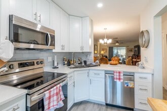 3409 Theo Way in West Palm Beach, FL - Building Photo - Building Photo