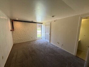 250 E Foster Ave in State College, PA - Building Photo - Building Photo