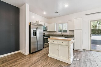 8192 N 22nd Dr in Phoenix, AZ - Building Photo - Building Photo