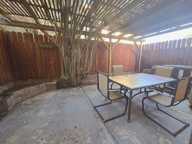 693 Ambling Gait Ave in Henderson, NV - Building Photo - Building Photo