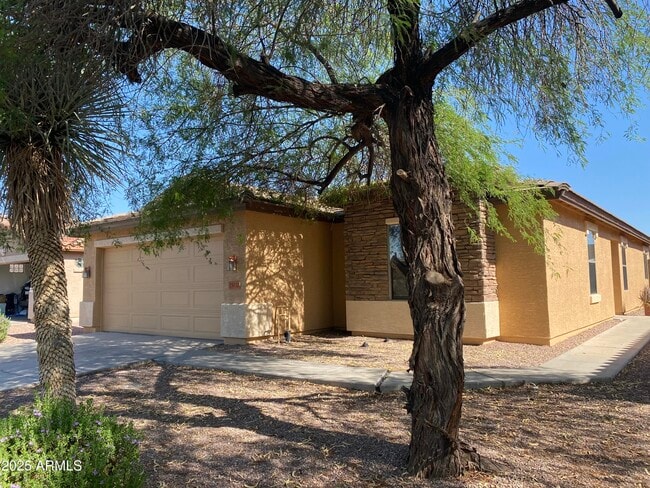 property at 25032 W Dove Gap