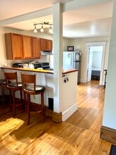 197 S Winooski Ave, Unit 3 in Burlington, VT - Building Photo - Building Photo