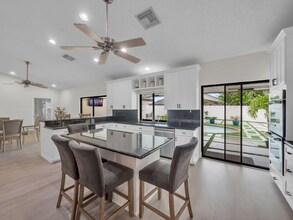 1598 SW 19th St in Boca Raton, FL - Building Photo - Building Photo