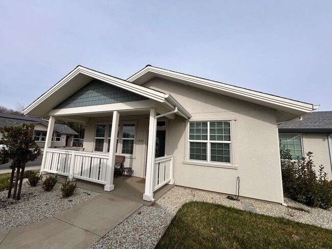 property at 1330 Edith Cir