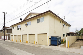 12512 Camus Ln in Garden Grove, CA - Building Photo - Building Photo