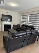 225 Flavelle Wy in Peterborough, ON - Building Photo - Building Photo