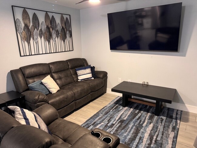 3667 Michigan Ave in Ft. Myers, FL - Building Photo - Building Photo