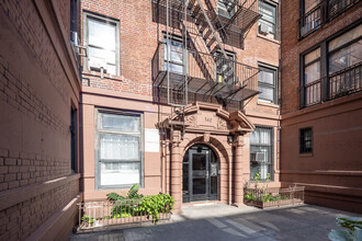 140 Wadsworth Ave in New York, NY - Building Photo - Building Photo