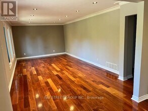 229 Church St in Markham, ON - Building Photo - Building Photo