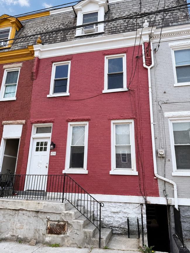 property at 454 W King St