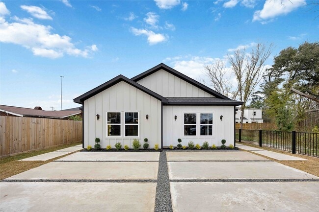 8310 Mariah St in Houston, TX - Building Photo - Building Photo
