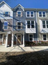 2678 Azalea Garden Rd in Norfolk, VA - Building Photo - Building Photo