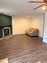 25 Wood Lake Dr in Middletown, NY - Building Photo - Building Photo