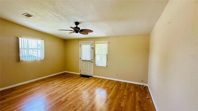 3686 Late Morning Cir in Kissimmee, FL - Building Photo - Building Photo