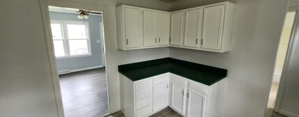 1710 E Moffat Ave in Springfield, IL - Building Photo - Building Photo