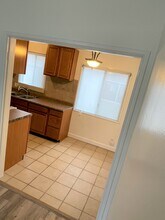 628 S Pacific Coast Hwy, Unit B in Redondo Beach, CA - Building Photo - Building Photo