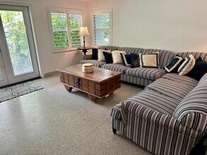 212 Kings Lynn in Delray Beach, FL - Building Photo - Building Photo