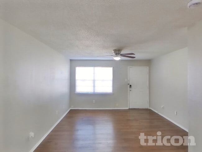 4443 Greenland Dr in Mesquite, TX - Building Photo - Building Photo