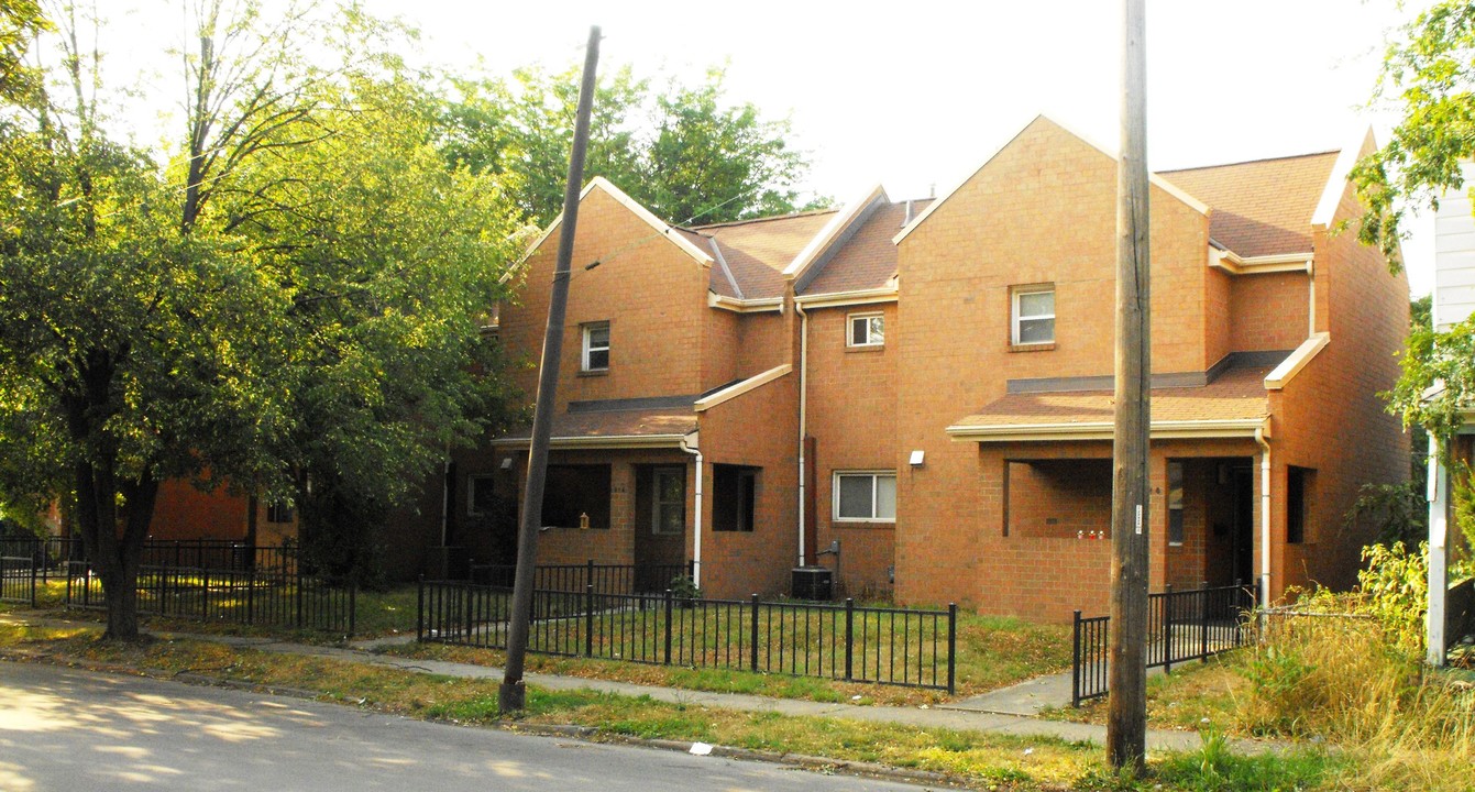 308-318 Barthman Ave in Columbus, OH - Building Photo
