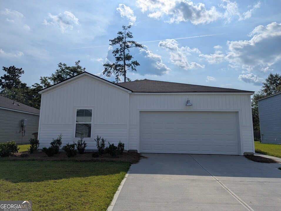 269 Lillian St in Rincon, GA - Building Photo
