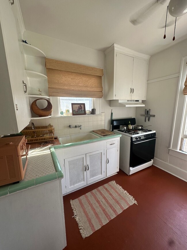 property at 1513 Enfield Rd