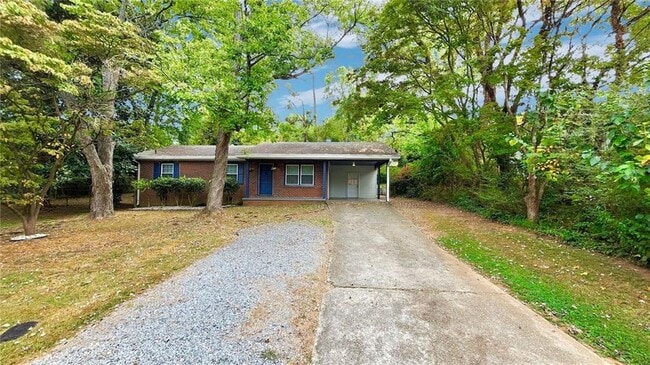 1172 Camellia Dr