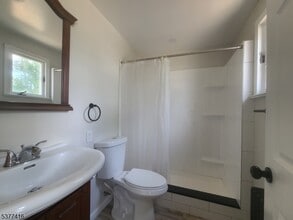 7 Foster St in Newton, NJ - Building Photo - Building Photo