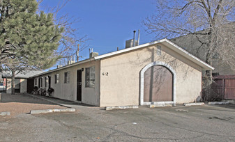 630-632 Alcazar St SE Apartments