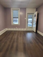235 S Vine St in Mount Carmel, PA - Building Photo - Building Photo