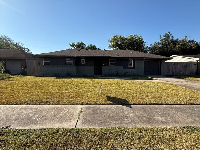 4111 Beran Dr in Houston, TX - Building Photo - Building Photo