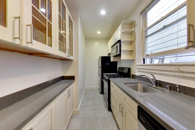 property at 1460 Sutter St