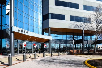 The Oxford in Oxon Hill, MD - Building Photo - Interior Photo