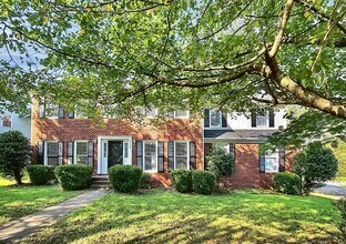 6629 Brenock Ln in Charlotte, NC - Building Photo - Building Photo