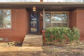 2312 N Warren Ave in Oklahoma City, OK - Building Photo - Building Photo